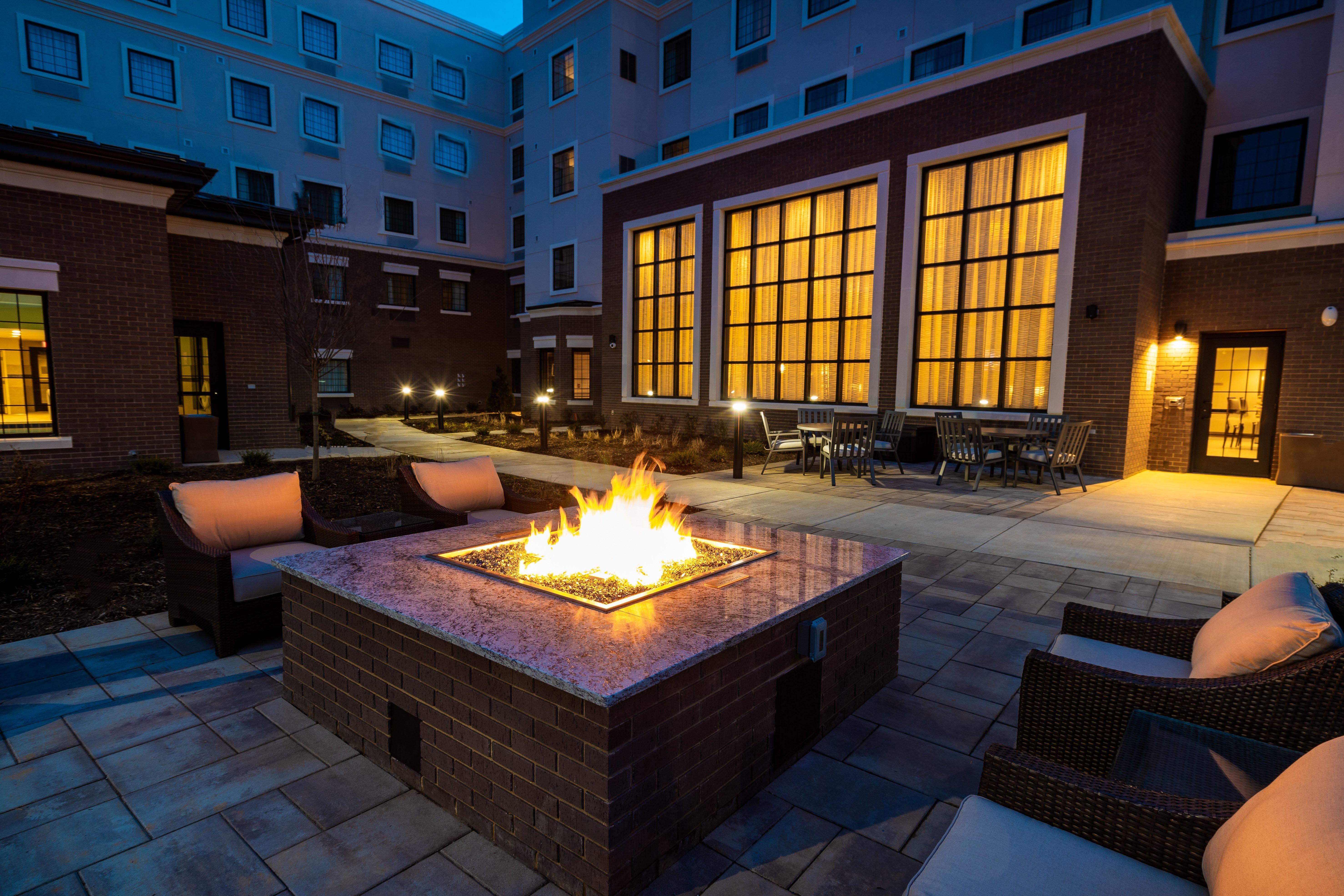 Staybridge Suites - Washington Dc East - Largo By Ihg Lake Arbor Exterior foto